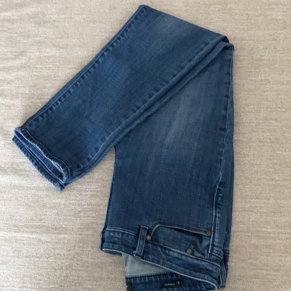 Talbots Flawless Five Pocket straight jeans Size 8’ - Picture 2 of 10